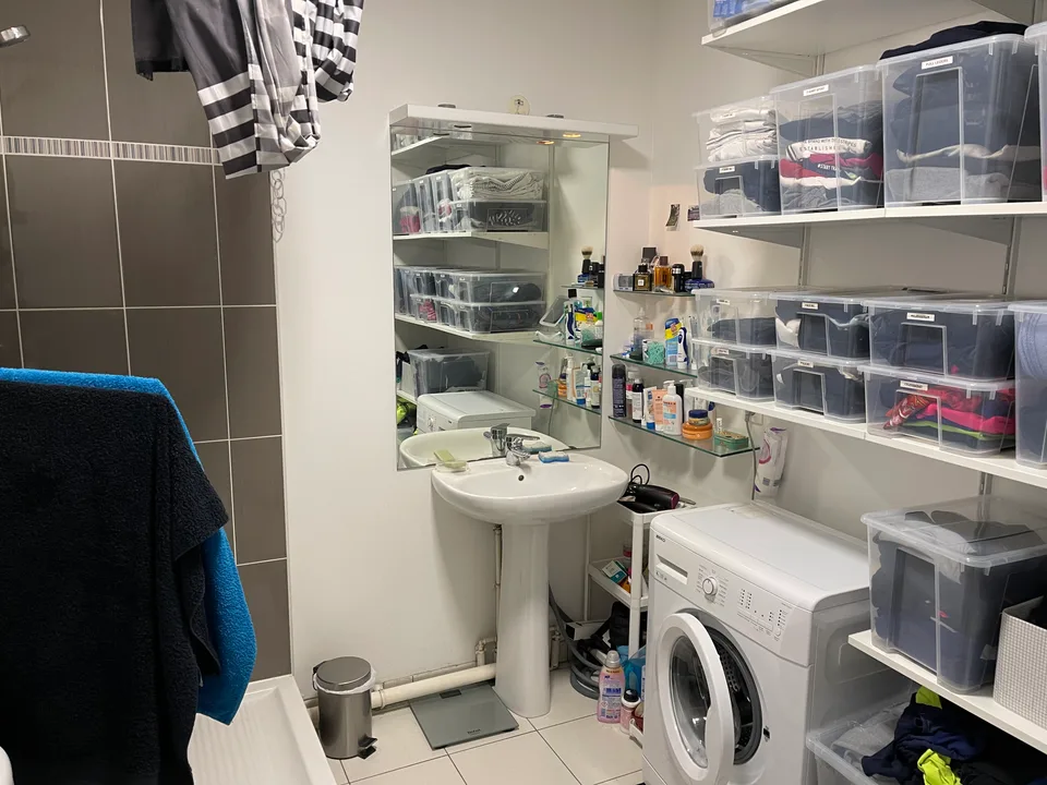 Salle d'eau avant rénovation