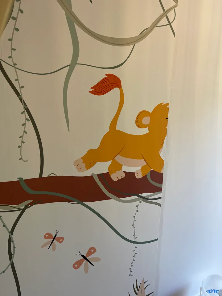 Détail des motifs du papier peint